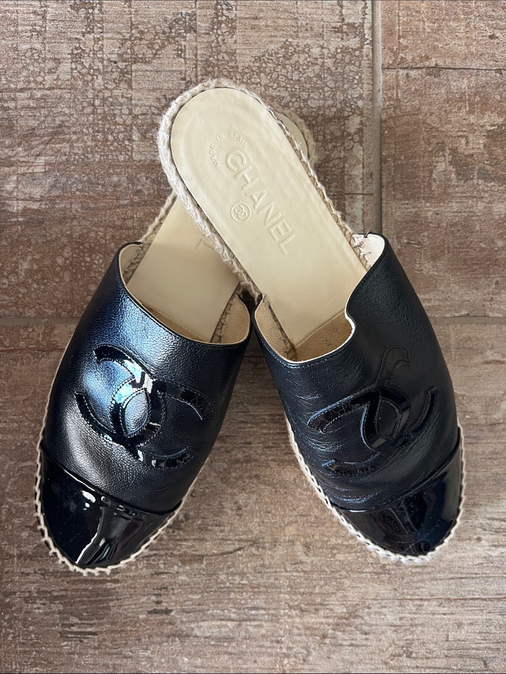 Chanel Black Espadrille Slip-On Shoes size 40 - Picture 2 of 7